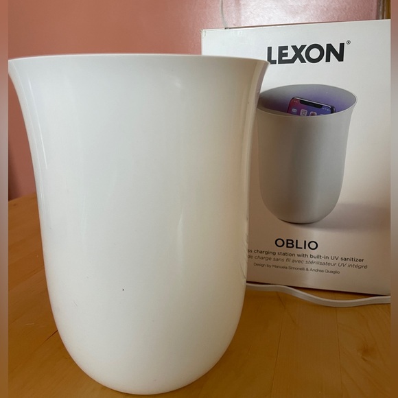 Lexon Oblio White UV Sanitizer and Wireless Charger - Picture 1 of 6